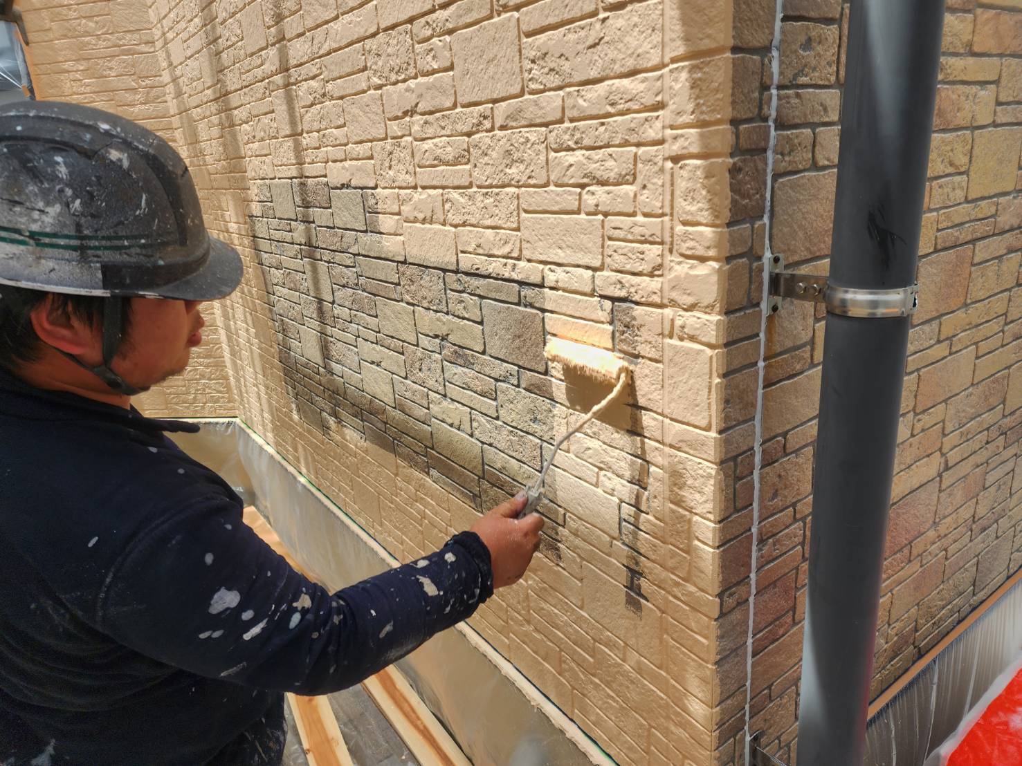 “建物の価値を技術で守る” ──「中田塗建工業」